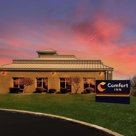 Comfort Inn Huntington Near University Ngoại thất bức ảnh
