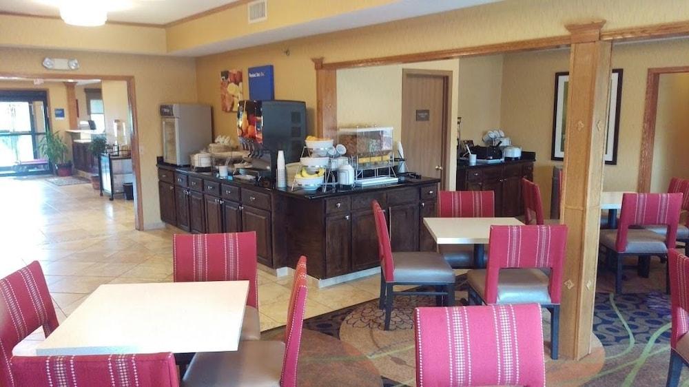 Comfort Inn Huntington Near University Ngoại thất bức ảnh