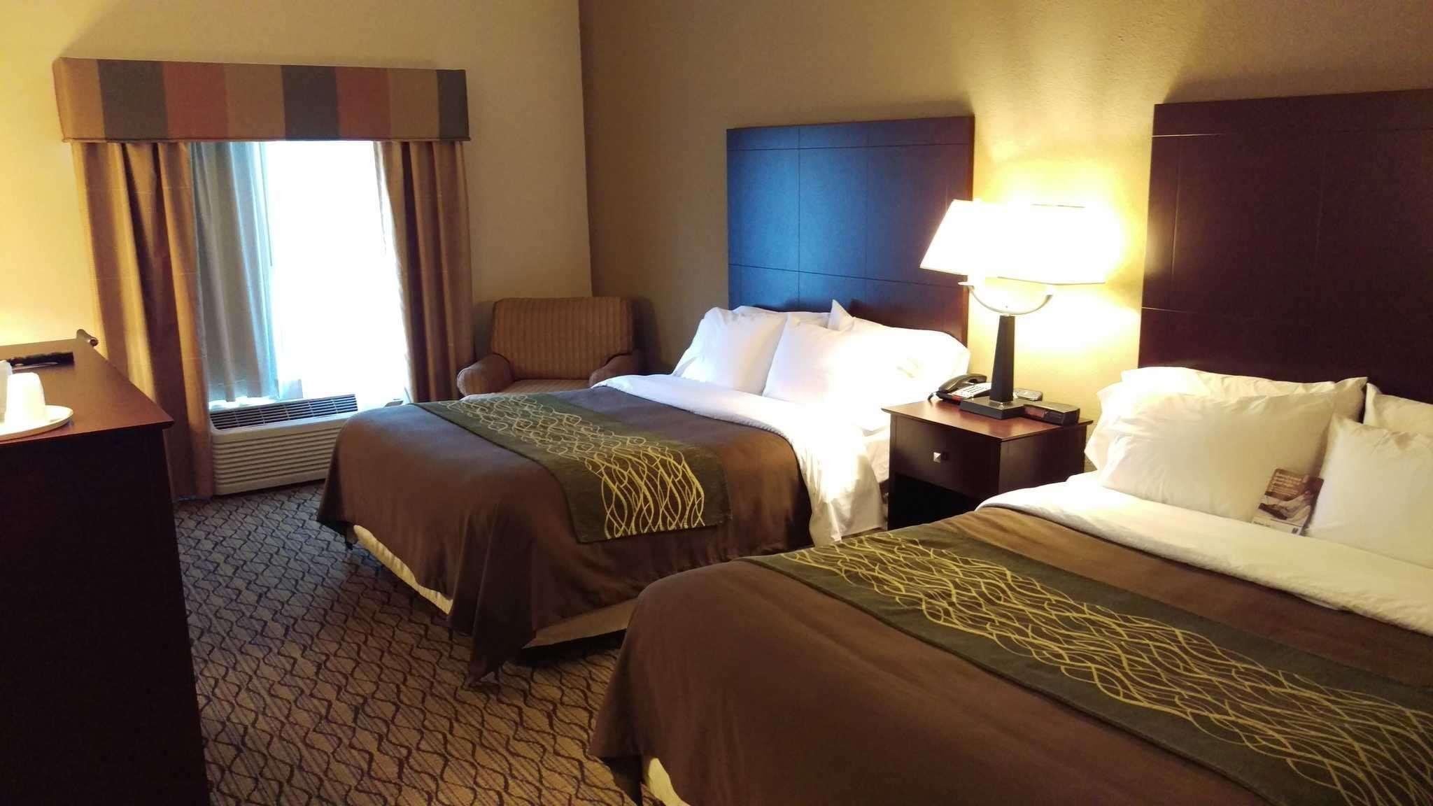 Comfort Inn Huntington Near University Ngoại thất bức ảnh
