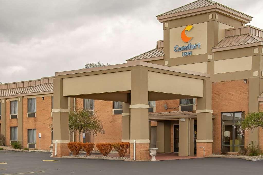Comfort Inn Huntington Near University Ngoại thất bức ảnh