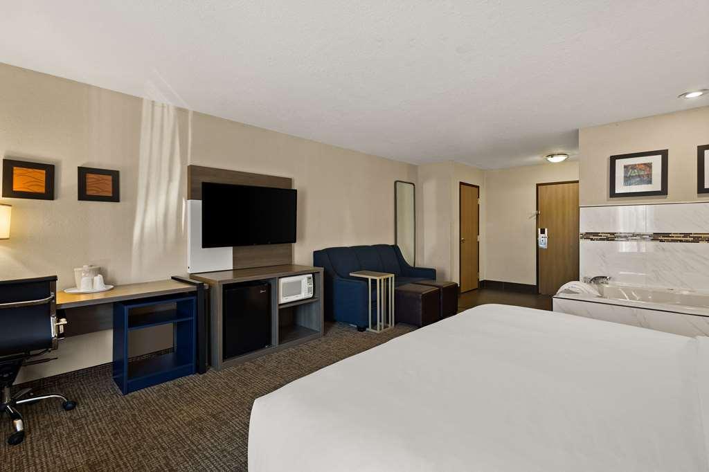 Comfort Inn Huntington Near University Phòng bức ảnh
