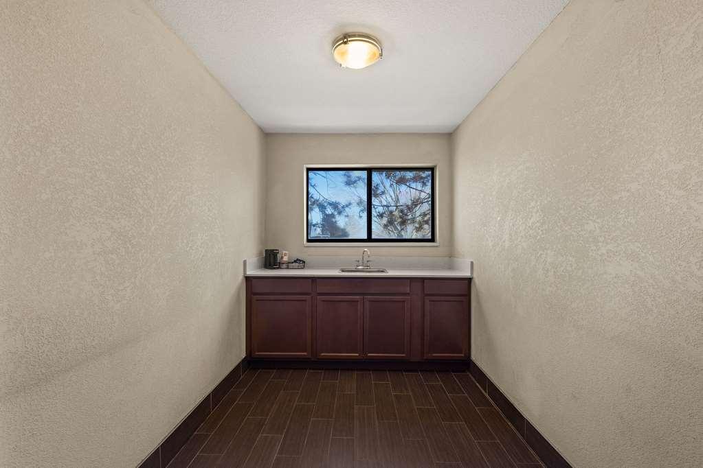 Comfort Inn Huntington Near University Phòng bức ảnh