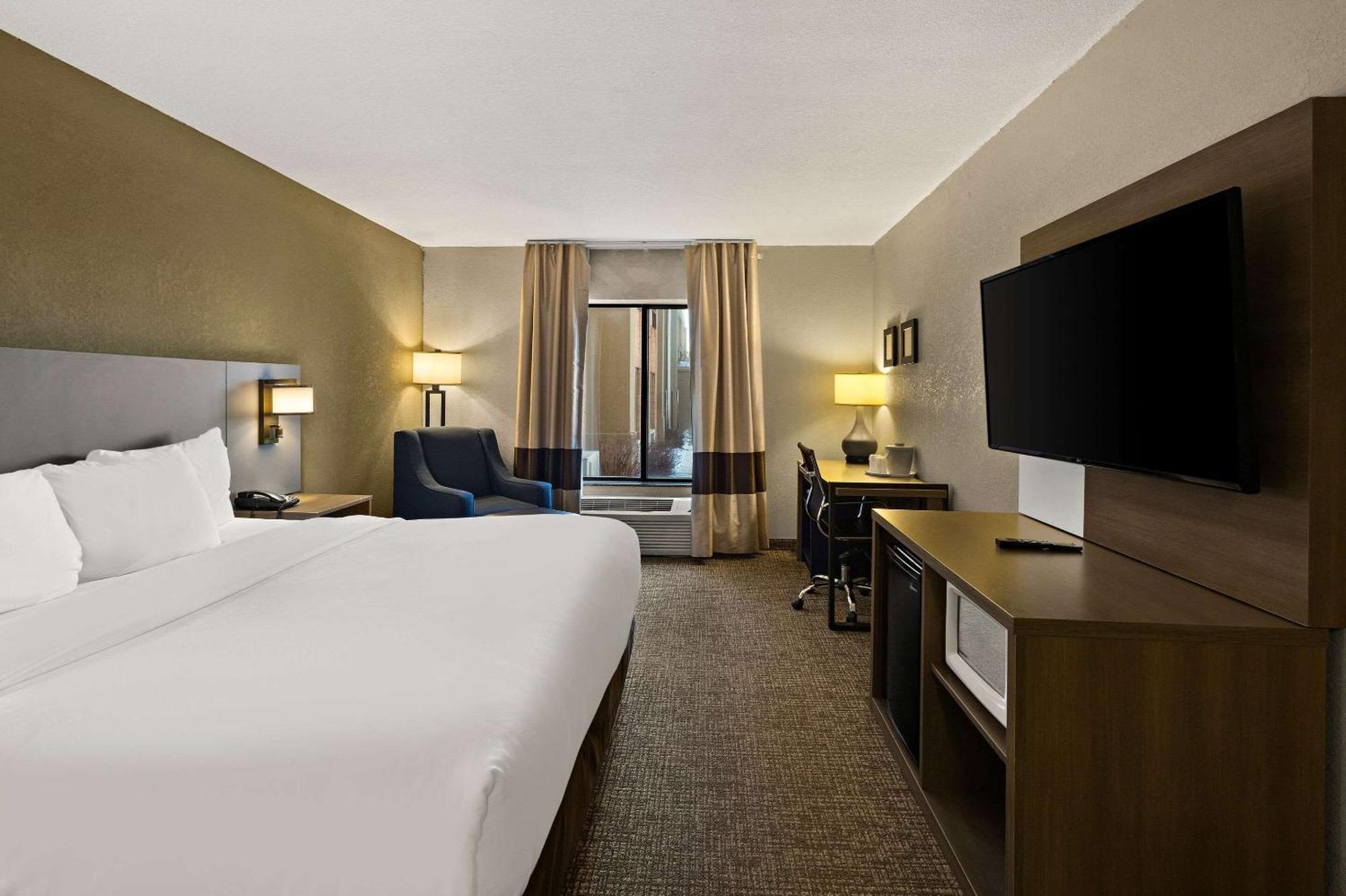 Comfort Inn Huntington Near University Ngoại thất bức ảnh