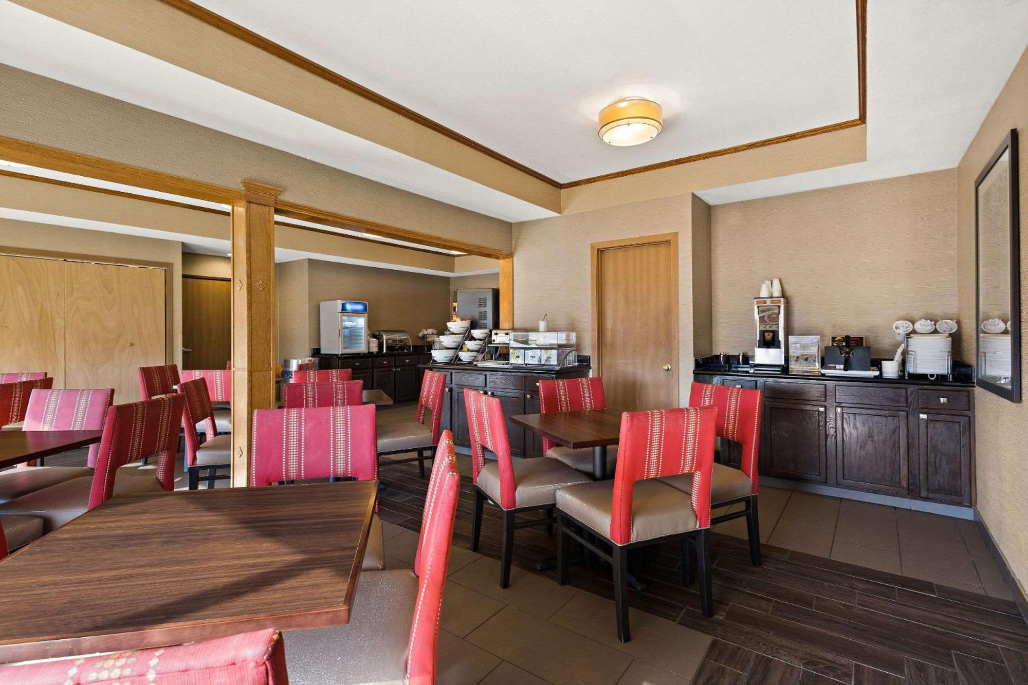 Comfort Inn Huntington Near University Ngoại thất bức ảnh