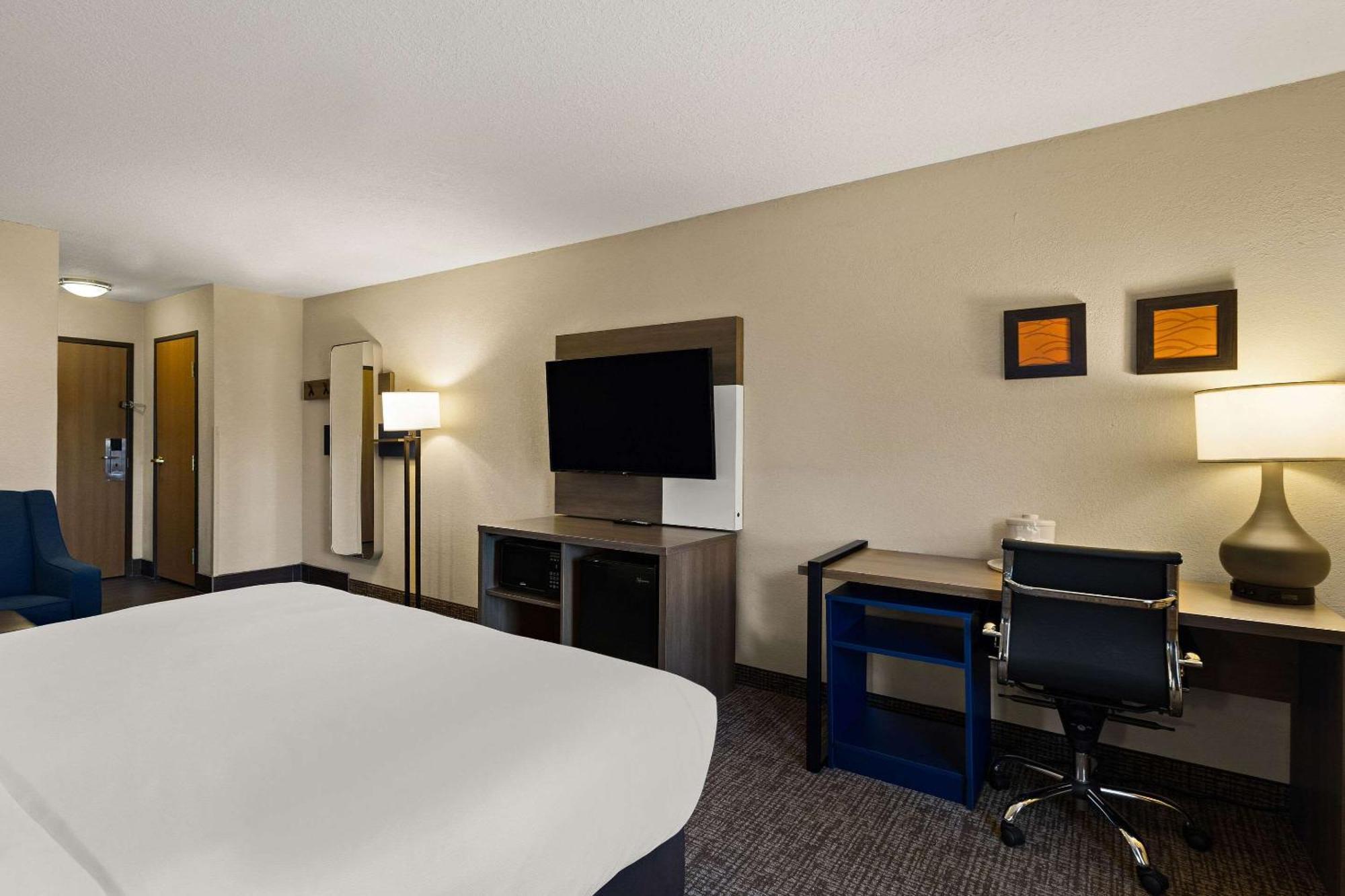 Comfort Inn Huntington Near University Ngoại thất bức ảnh