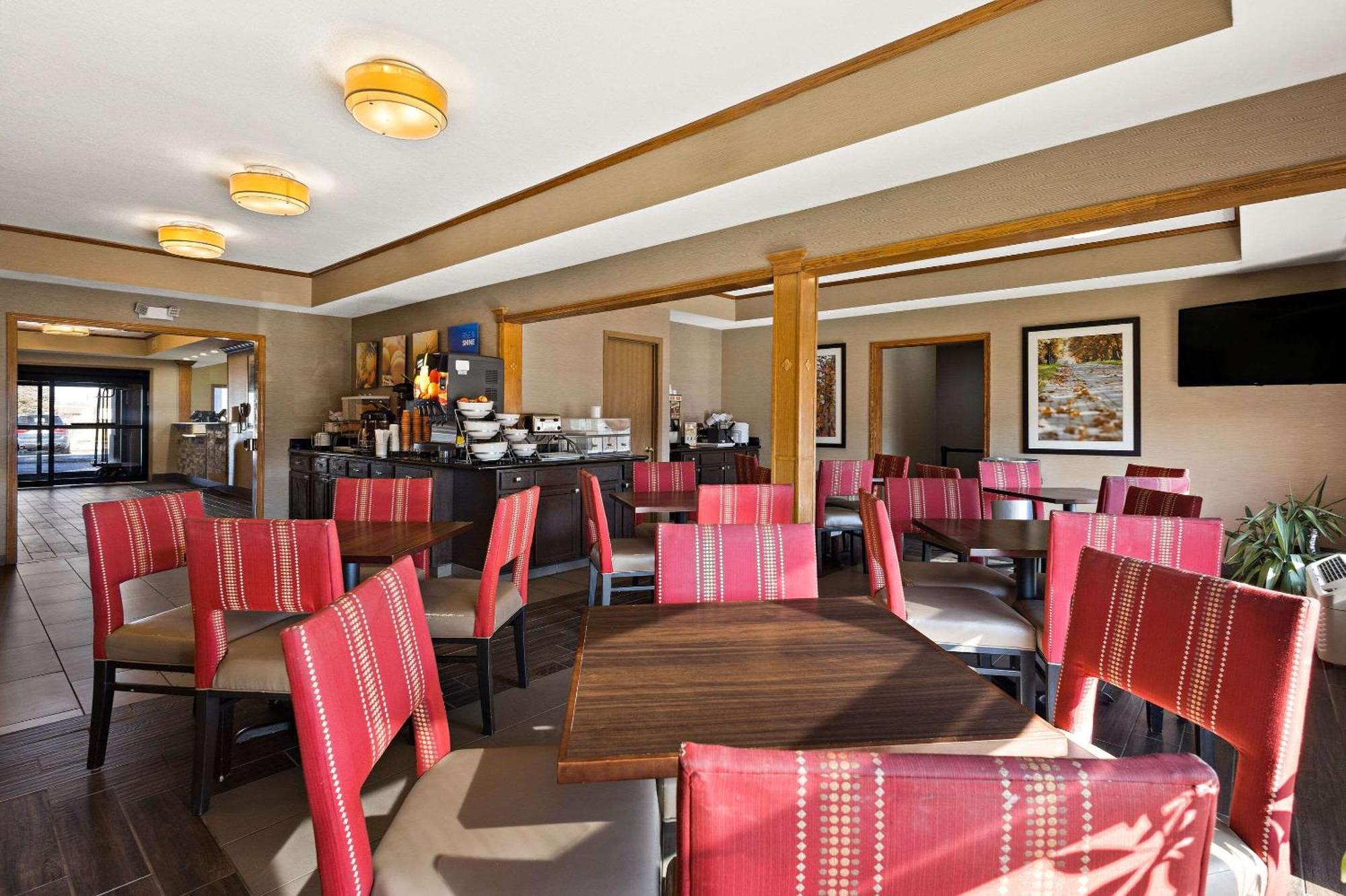 Comfort Inn Huntington Near University Ngoại thất bức ảnh