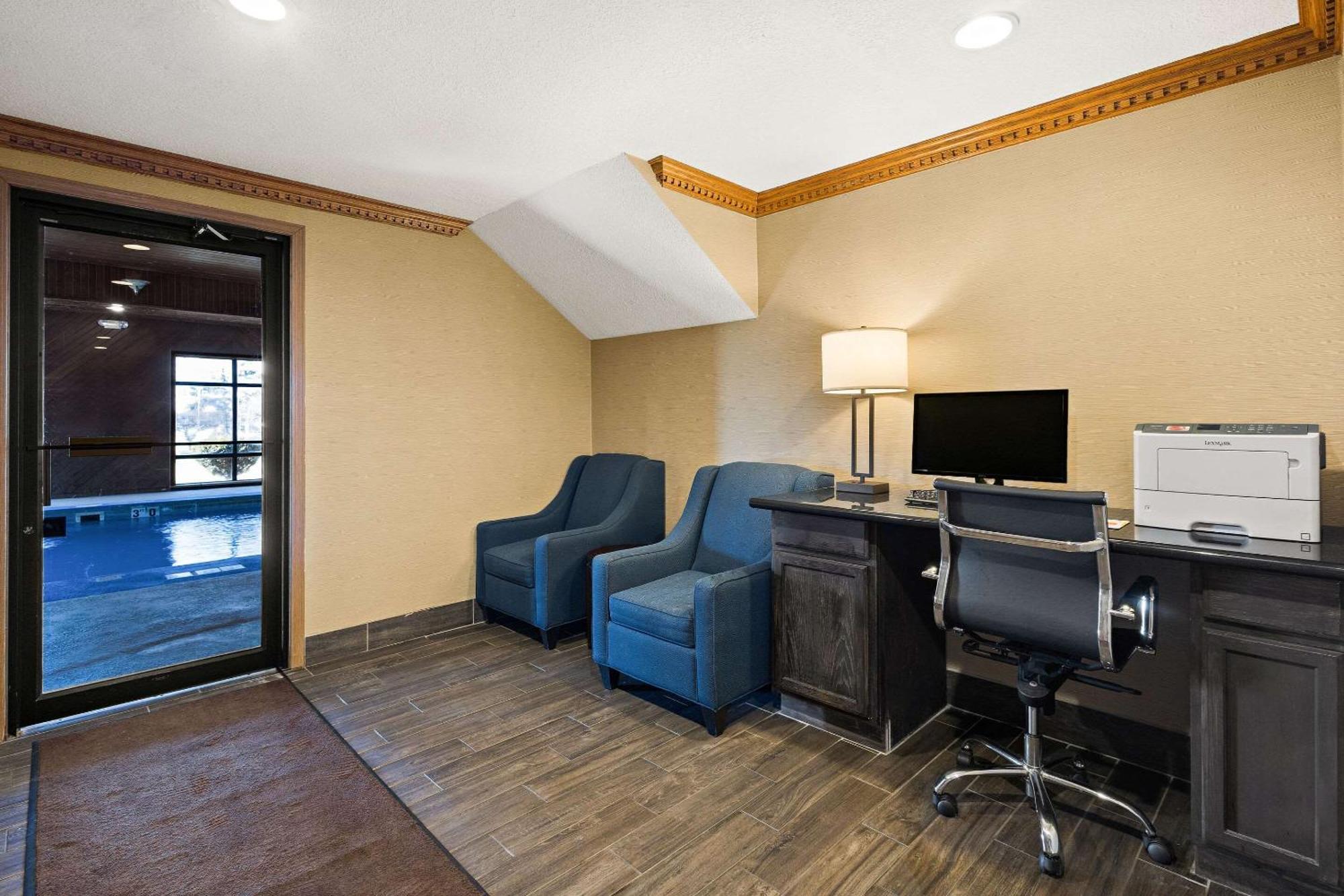 Comfort Inn Huntington Near University Ngoại thất bức ảnh